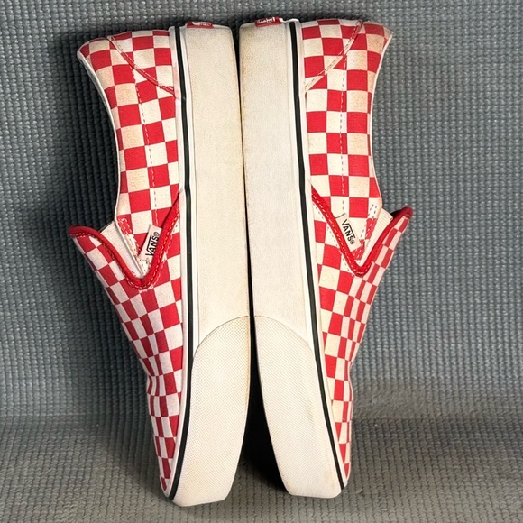 Vans Off The Wall Checkered Board Slip On Shoes Red White Men Sz 8 Women Sz 9.5 - Picture 6 of 9
